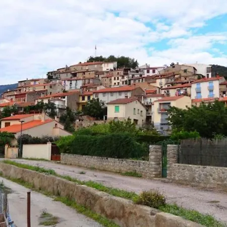 Apartmán A Ria-sirach Avec Vue Sur Montagnes, 80 M² Ria